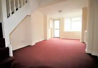 50 Upminster Road South, photo 3