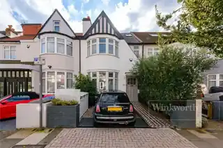 50 Whitmore Gardens, photo 2