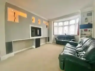51 Blackbush Avenue, photo 3