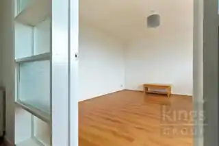 51 Bridle Close, photo 2