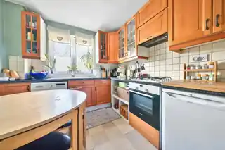 51 Bucklands Road, photo 3