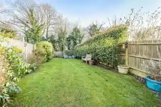 51 Coulsdon Road, photo 4
