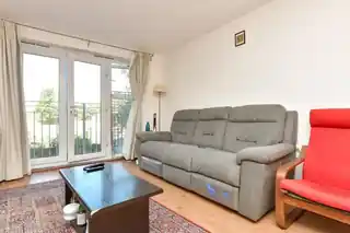 51 Heron Way, photo 4