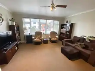 51 Mount Echo Avenue, photo 2