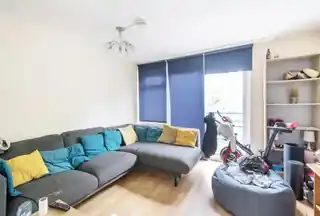51 Octavia Close, photo 2
