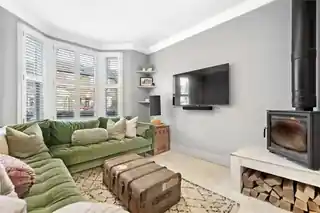 51 Salop Road, photo 3