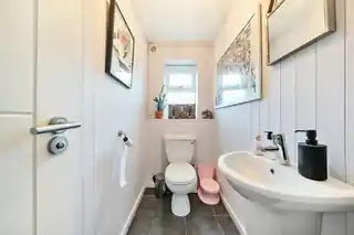 51 Seaton Gardens, photo 4