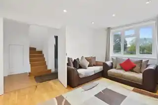 51 Telford Road, photo 3