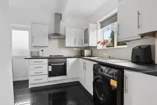 51 Telford Road, photo 4