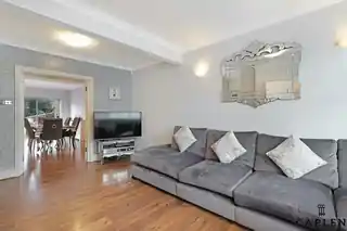 51 Uplands Road, photo 4