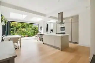 52 Bracken Avenue, photo 3
