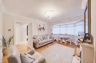 52 Brockley Crescent, photo 3