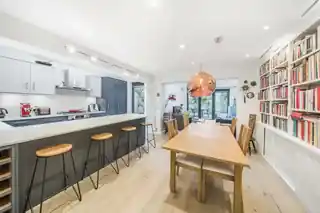 52 Fleming Road, photo 3