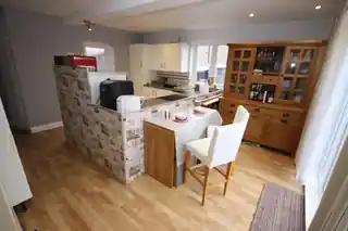 52 Islip Manor Road, photo 4
