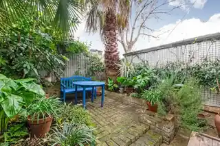 52 Ladas Road, photo 4