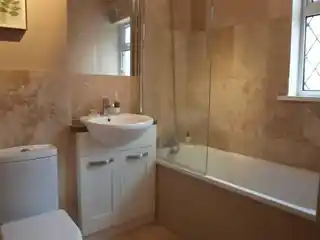 52 Lakeside Close, photo 4