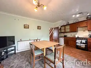 52 Purbeck Road, photo 3