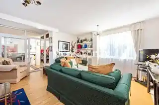 52 Vale Road, photo 4