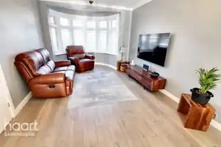 52 Wensleydale Avenue, photo 3