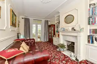 523 Upper Brentwood Road, photo 3