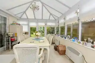 523 Upper Brentwood Road, photo 4