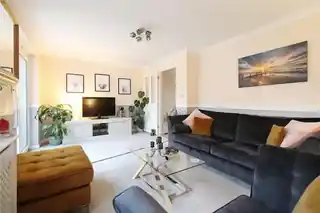 53 Austen Road, photo 4