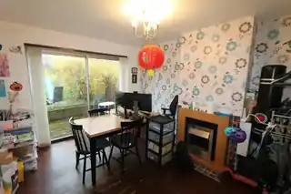 53 Elibank Road, photo 3