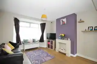 53 Forest Road, photo 2