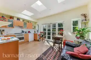 53 Granville Road, photo 3