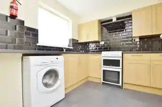 53 Gurney Close, photo 3