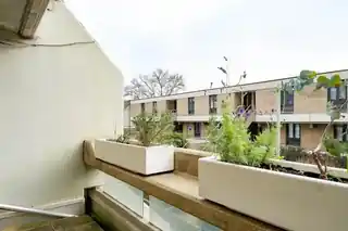 53 Lulot Gardens, photo 3