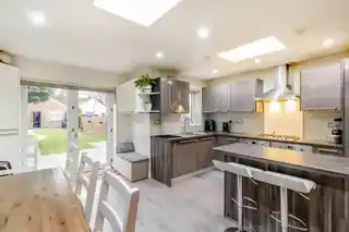53 Minehead Road, photo 3