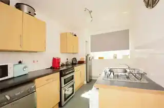53 Peterstone Road, photo 2