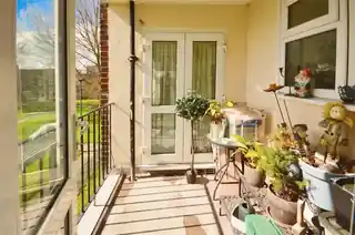 53 Peterstone Road, photo 4