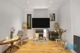 53 Trinity Road, photo 3