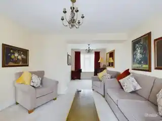 53 Uvedale Crescent, photo 2