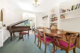 53 Wentworth Road, photo 3
