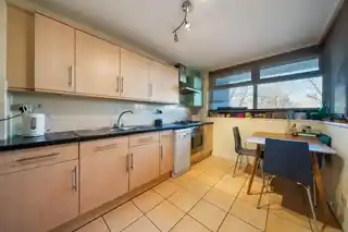 53 Westacott Close, photo 3