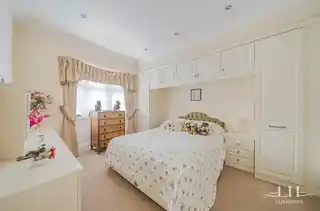 53 Westland Avenue, photo 3