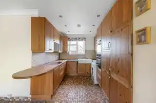 54 Alexandra Gardens, photo 3