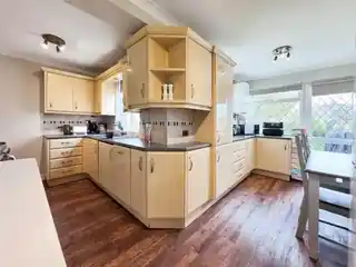 54 Bedonwell Road, photo 3