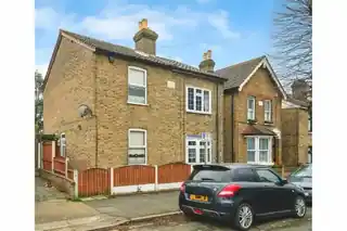 54 Clifton Road, photo 3