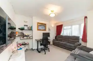 54 Devonshire Road, photo 3