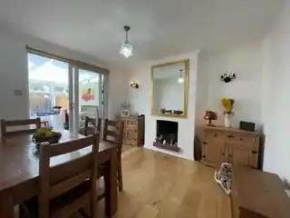 54 Dryden Close, photo 4