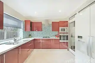 54 Grenville Gardens, photo 2