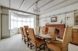 54 Gresham Gardens, photo 3