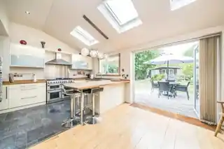 54 Kingsmead Avenue, photo 4