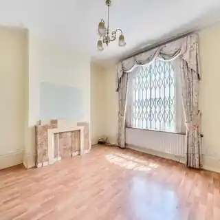 54 Lorrimore Road, photo 4