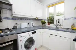54 Vulcan Close, photo 3