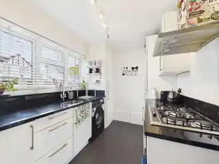 55 Acacia Avenue, photo 4